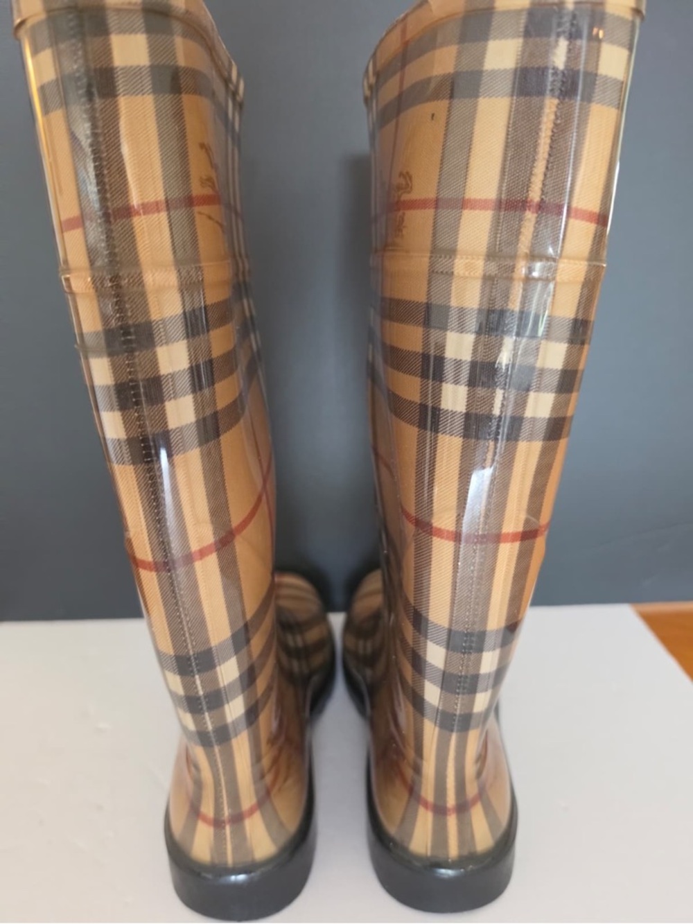 Burberry Nova Check Rain Boots Made in Italy Women’s  Size 39(ERO) 6 (UK) 7 (US) - Picture 2 of 5